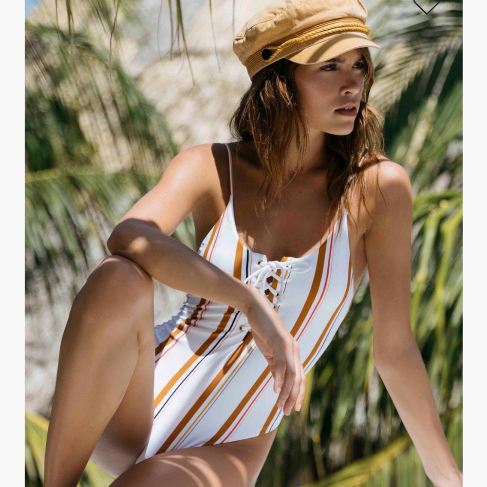 NWT Billabong sunstruck S